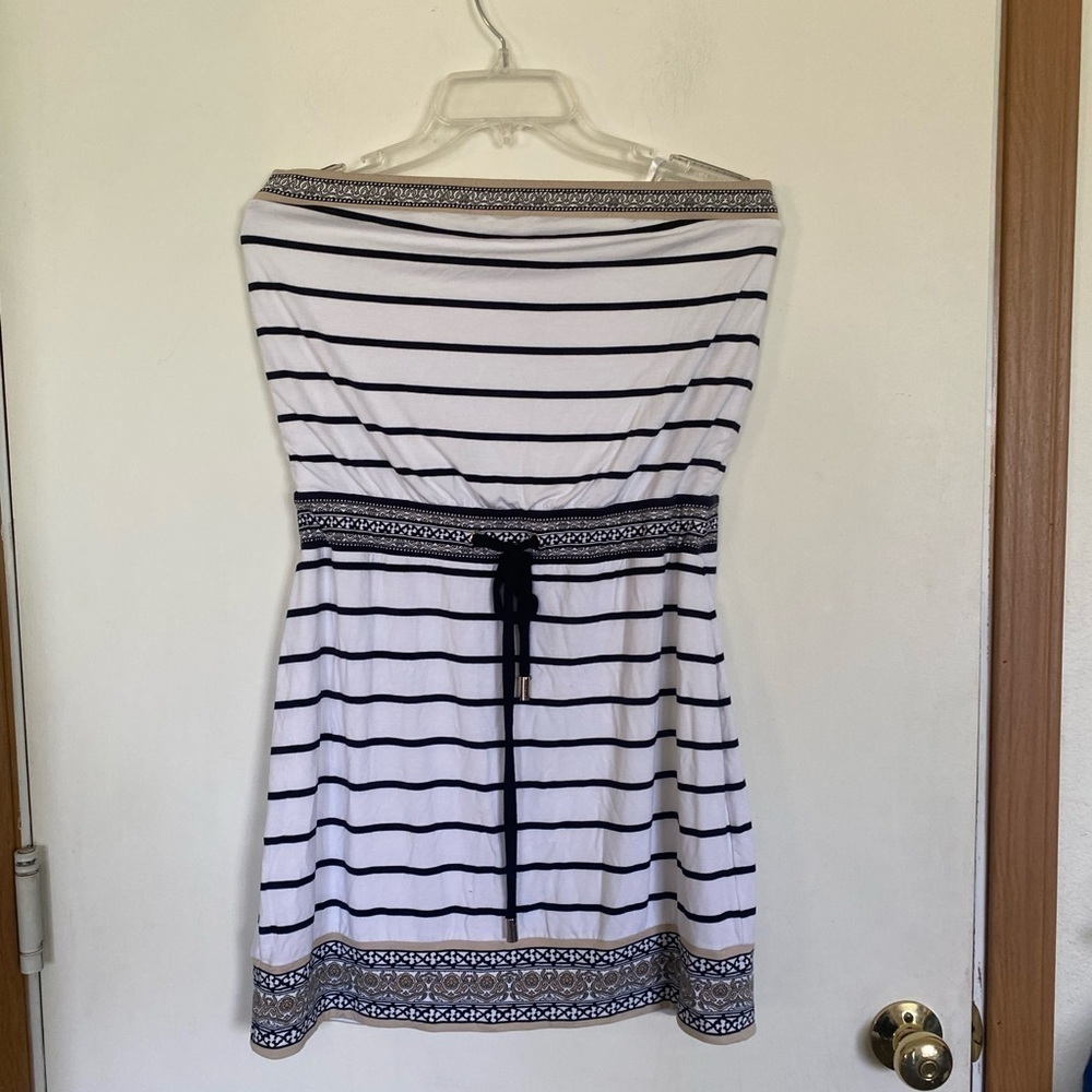 White House, Black market, small strapless mini dress
